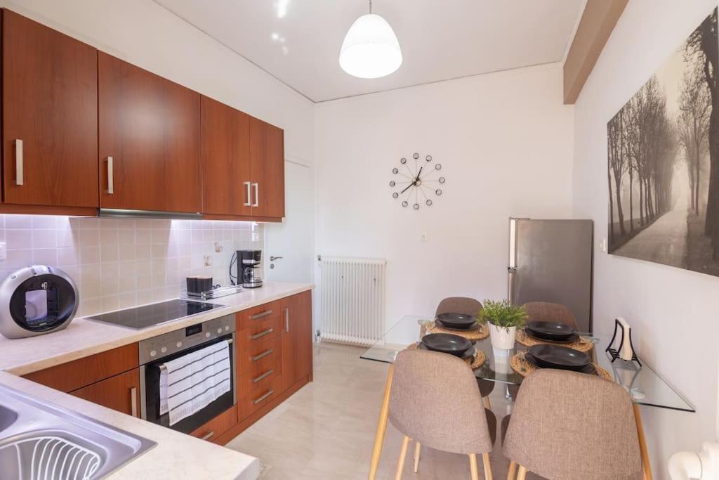 The House Project Apartment Athens Luaran gambar